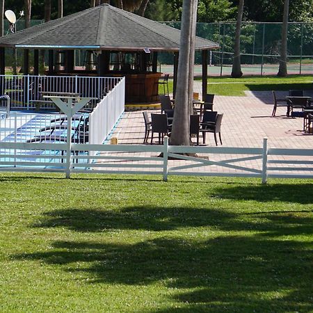 อีโคโน ลอดจ์ พอร์ต คานาเวราล แอเรีย Villa Merritt Island ภายนอก รูปภาพ
