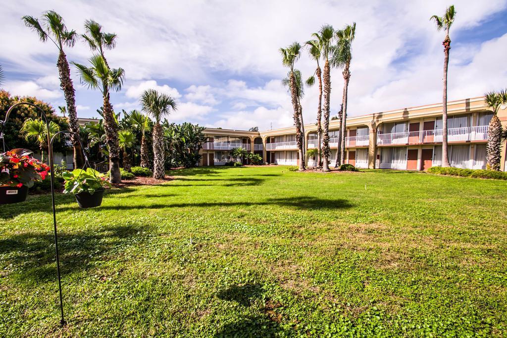 อีโคโน ลอดจ์ พอร์ต คานาเวราล แอเรีย Villa Merritt Island ภายนอก รูปภาพ