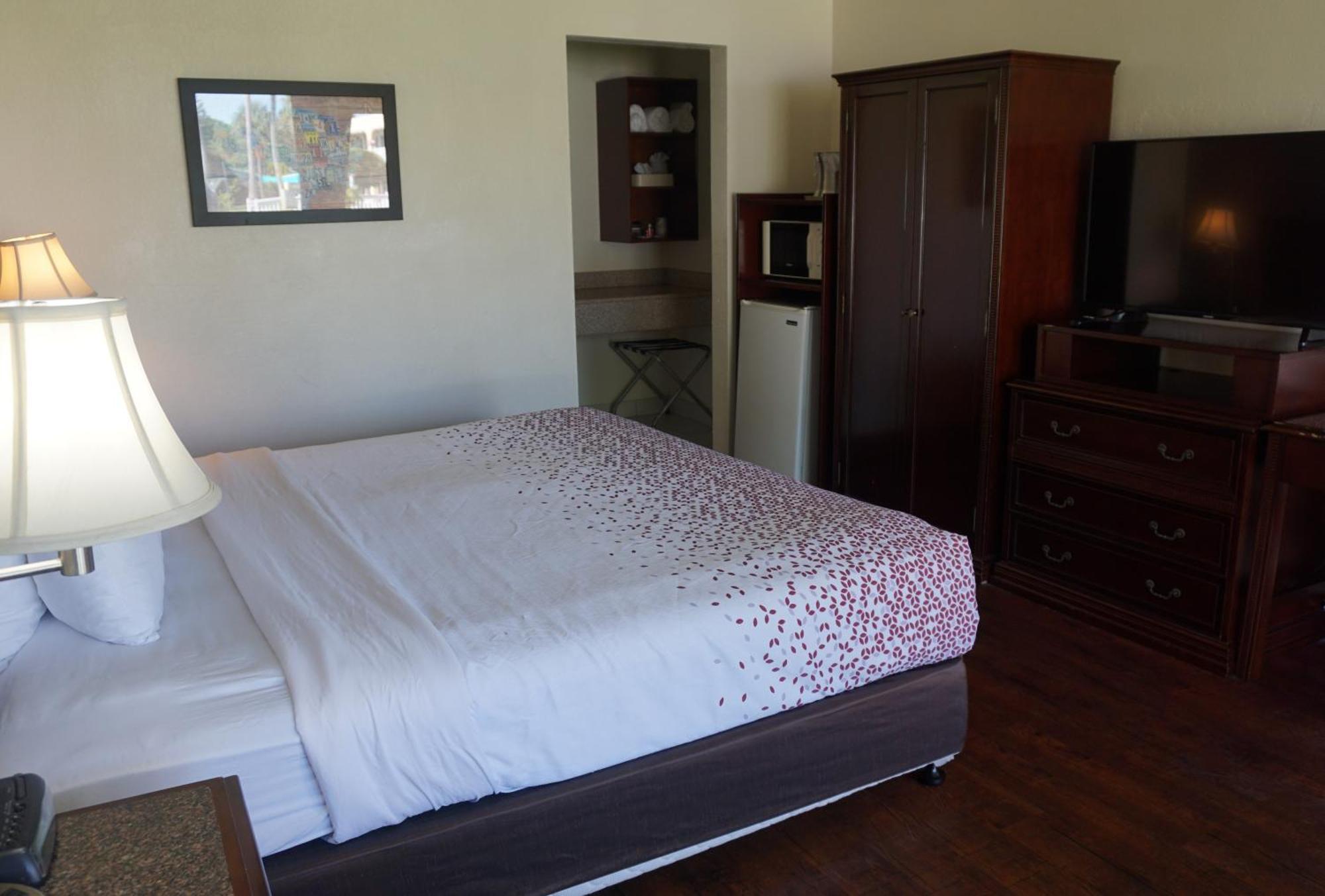 อีโคโน ลอดจ์ พอร์ต คานาเวราล แอเรีย Villa Merritt Island ภายนอก รูปภาพ