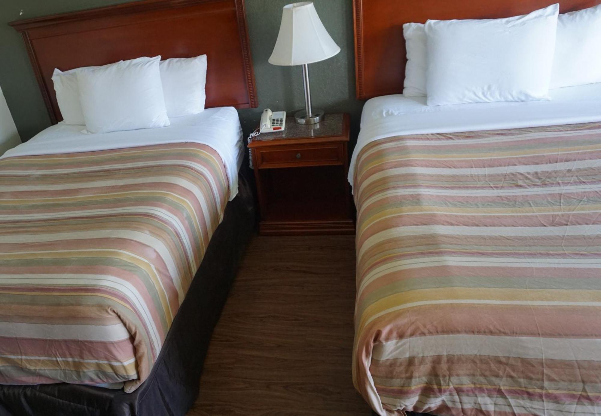 อีโคโน ลอดจ์ พอร์ต คานาเวราล แอเรีย Villa Merritt Island ภายนอก รูปภาพ